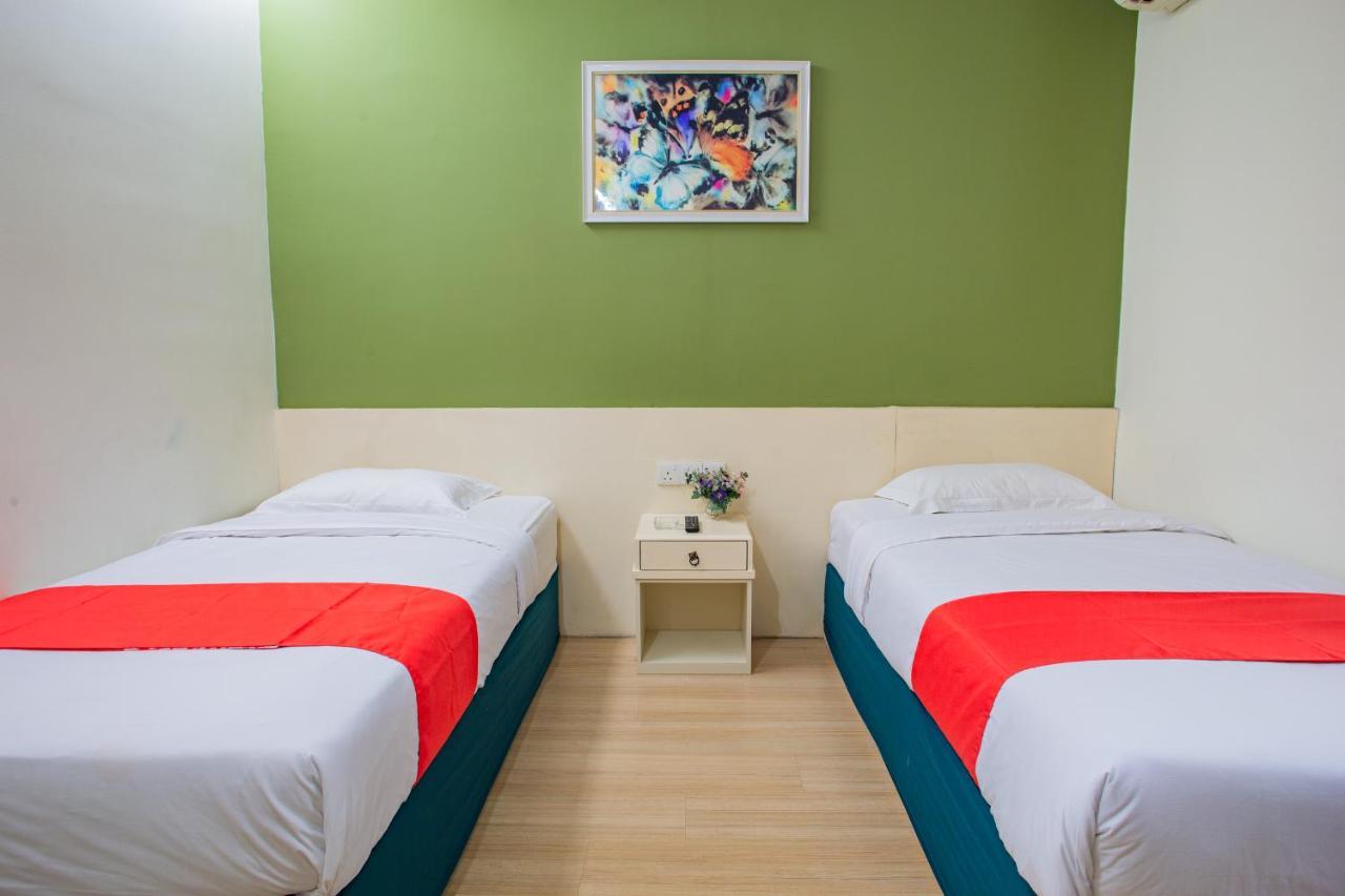 Hotel 101 Permas Jaya Johor Bahru Luaran gambar