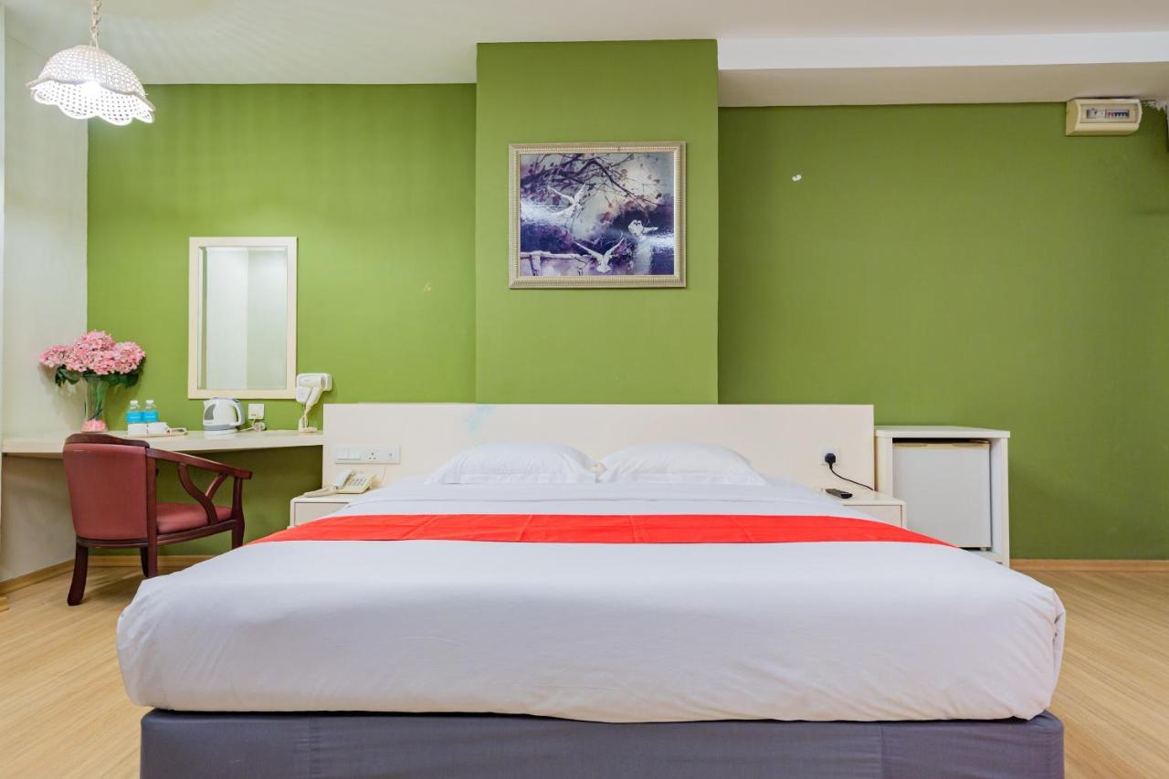 Hotel 101 Permas Jaya Johor Bahru Luaran gambar