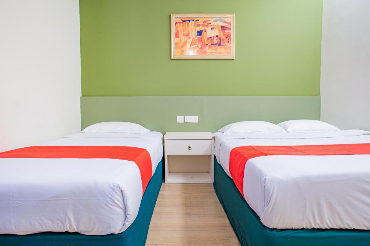 Hotel 101 Permas Jaya Johor Bahru Luaran gambar
