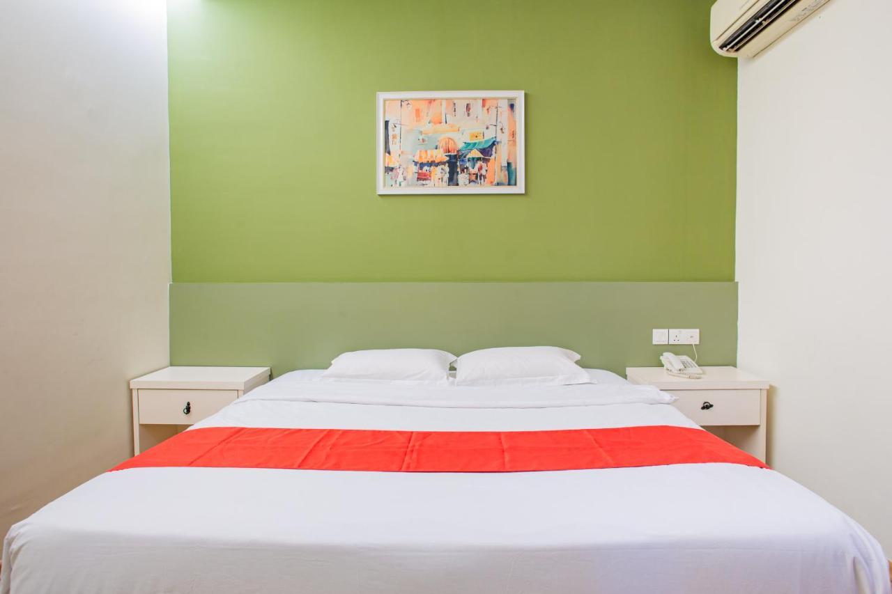 Hotel 101 Permas Jaya Johor Bahru Luaran gambar